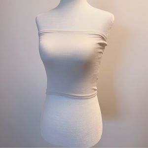H&M basic strapless crop top. 100% new condition.